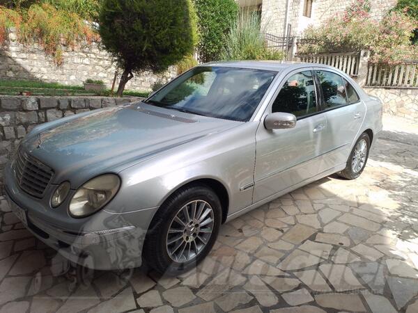 Mercedes Benz - E 220