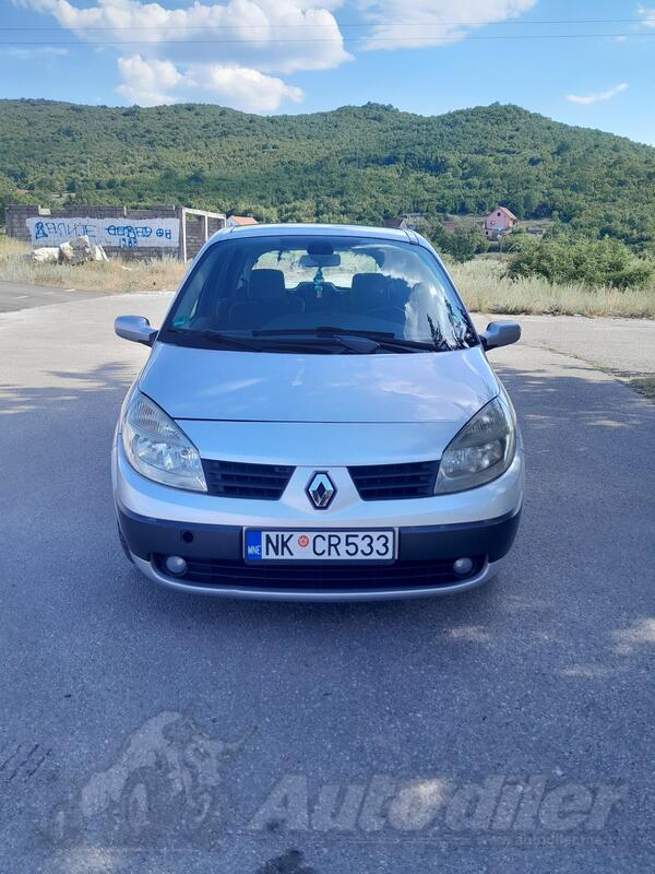 Renault - Scenic - 1.9 DCI