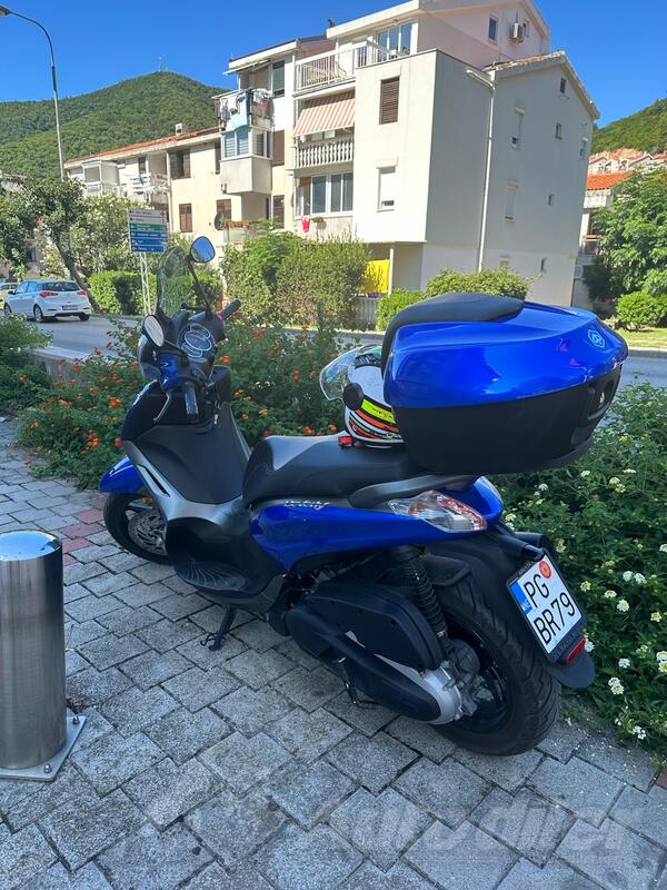 Piaggio - Beverly 350