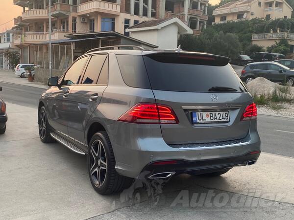 Mercedes Benz - GLE 350 - 4 Matic