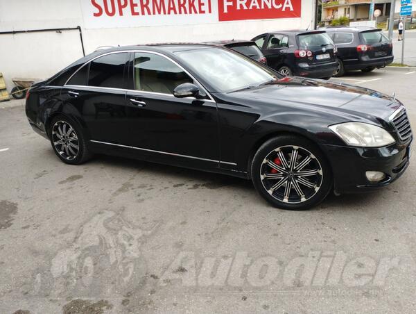 Mercedes Benz - 320 -  S 320 cdi