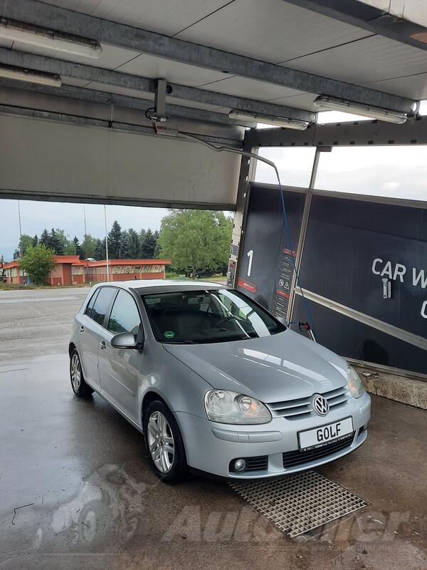 Volkswagen - Golf 5 - 1.9 TDI
