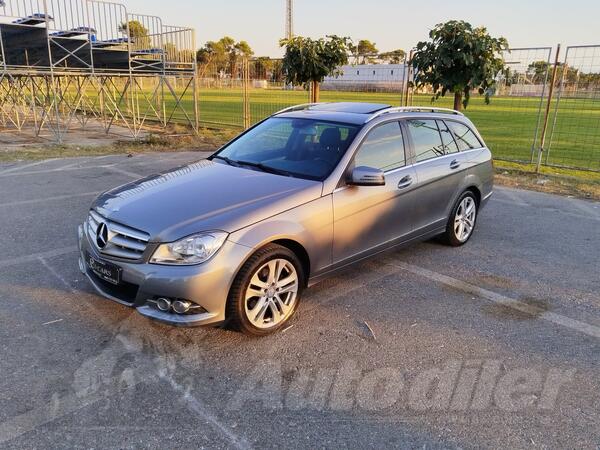 Mercedes Benz - C 200 - 2.2 CDI