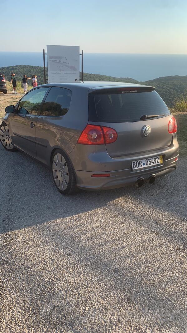 Volkswagen - Golf 5 - 2.0 FSI