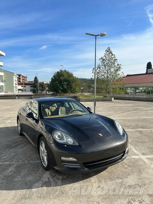 Porsche - Panamera - 4s