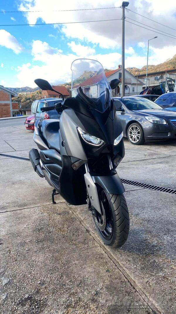 Yamaha - X MAX 300