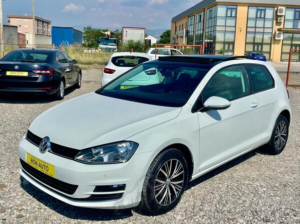 Volkswagen - Golf 7 - Allstar