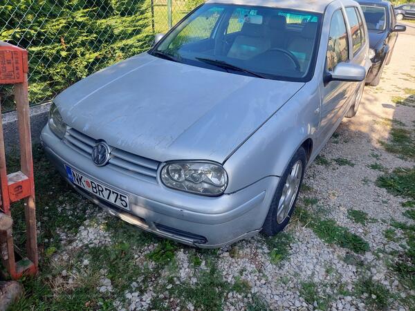 Volkswagen - Golf 4 - 1.9