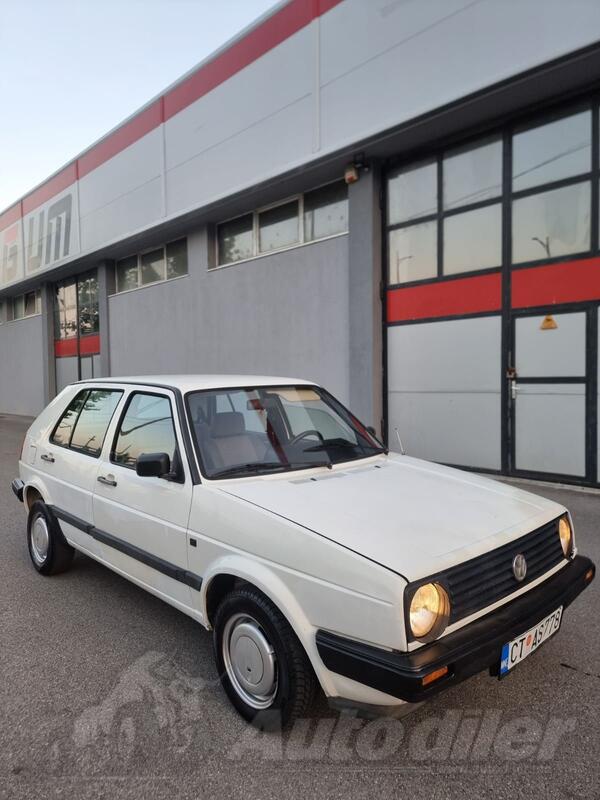 Volkswagen - Golf 2 - 1300