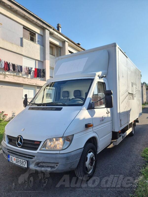 Mercedes Benz - sprinter 413