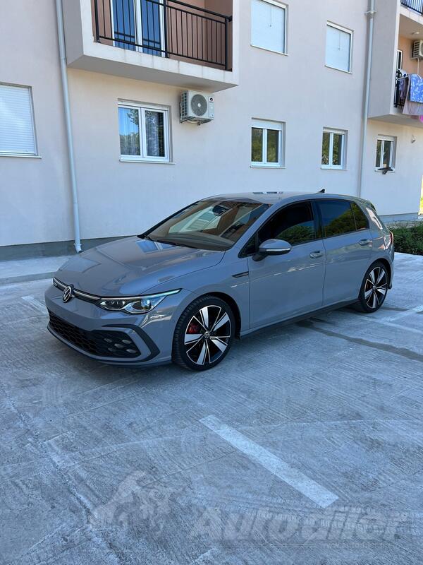 Volkswagen - Golf 8 - 2.0