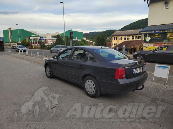 Volkswagen - Passat - B5