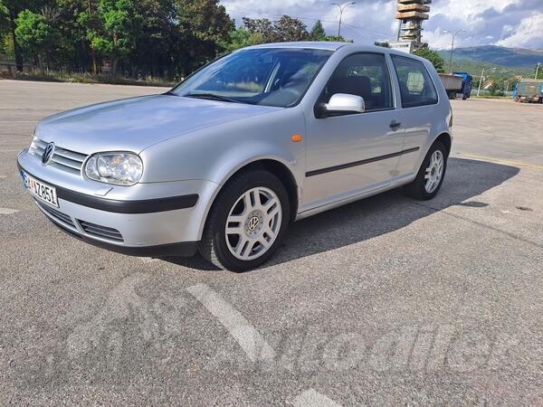 Volkswagen - Golf 4 - 1.4