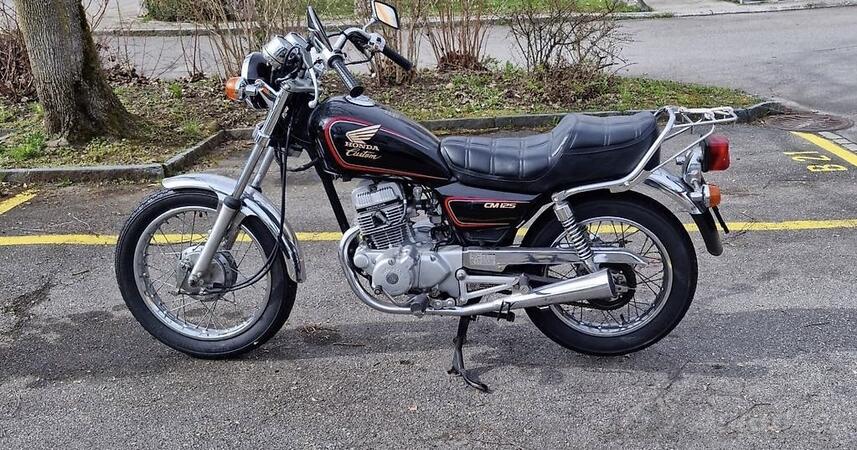 Honda - CM125 Custom