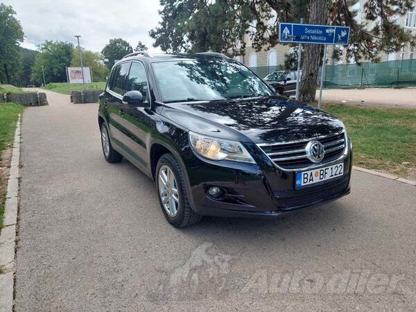 Volkswagen - Tiguan - 2.0 4x4