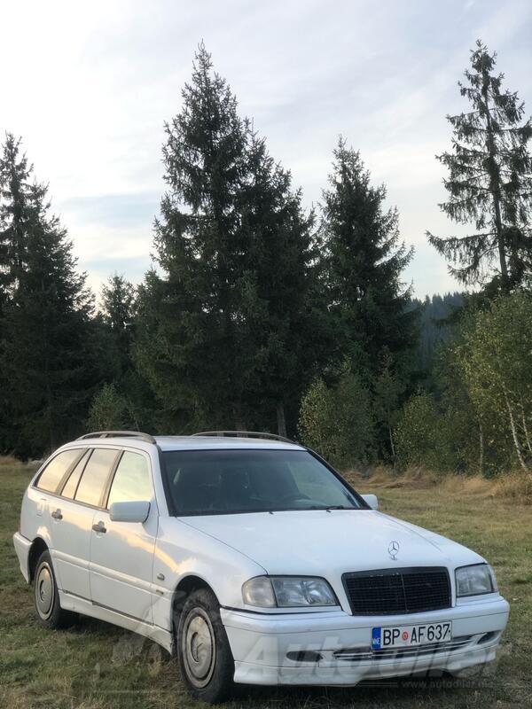 Mercedes Benz - 220 - 2.2 CDI 75 KW