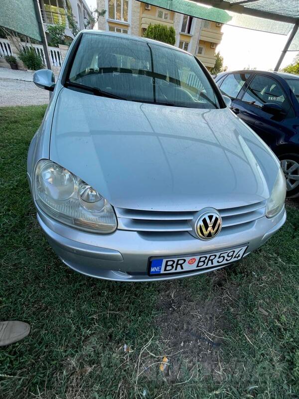 Volkswagen - Golf 5 - 1900