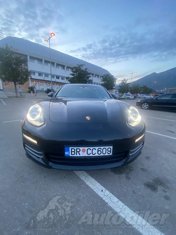 Porsche - Panamera