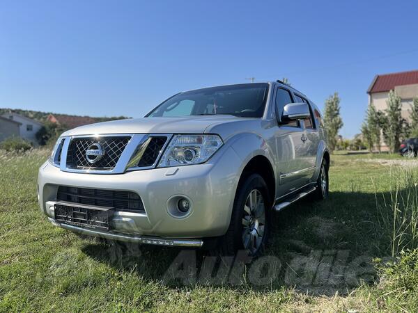 Nissan - Pathfinder - 3.0 dci