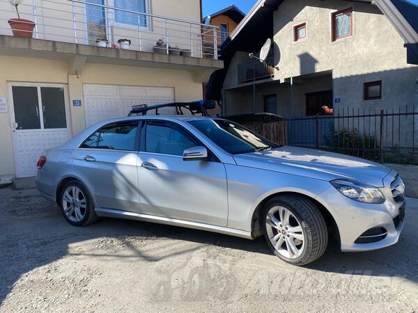 U djelovima Mercedes Benz - E 350 Cdi