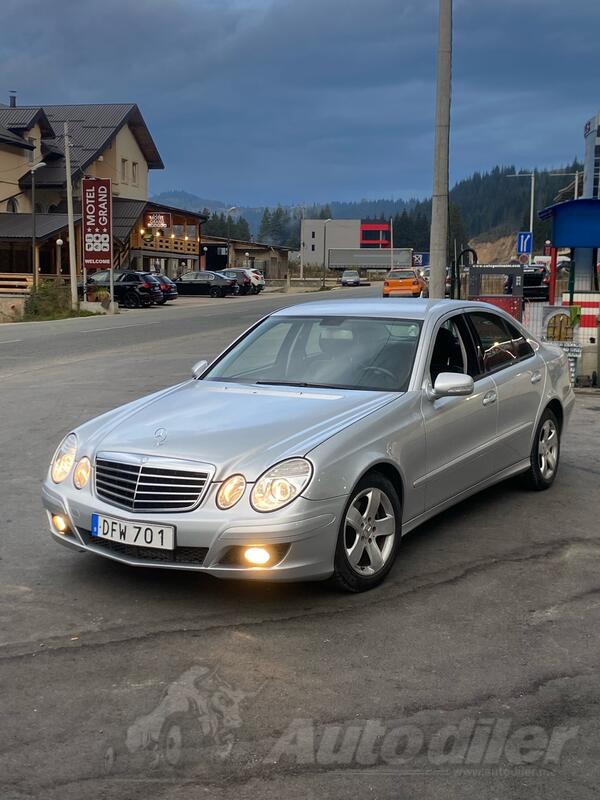 Mercedes Benz - E 200 - 200