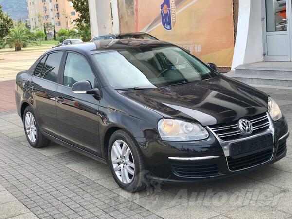 Volkswagen - Jetta - TDI