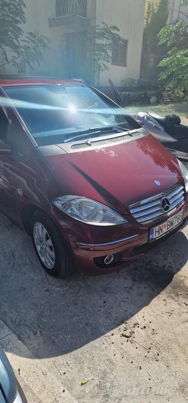 Mercedes Benz - A 180 - 2.0