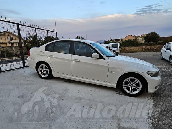 BMW - 318 - BMW