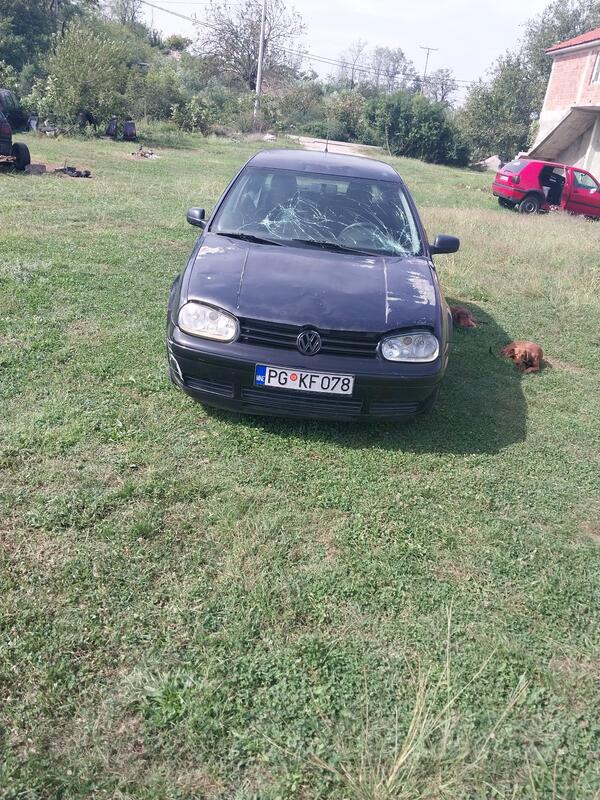 Volkswagen - Golf 4 - 1.6