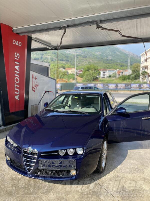 Alfa Romeo - 159 - 2.4 jtdm