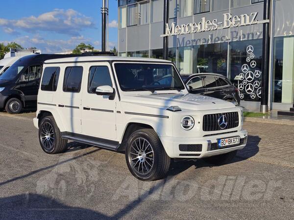 Mercedes Benz - G 400
