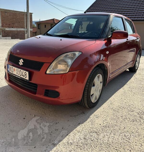 Suzuki - Swift - 1.3
