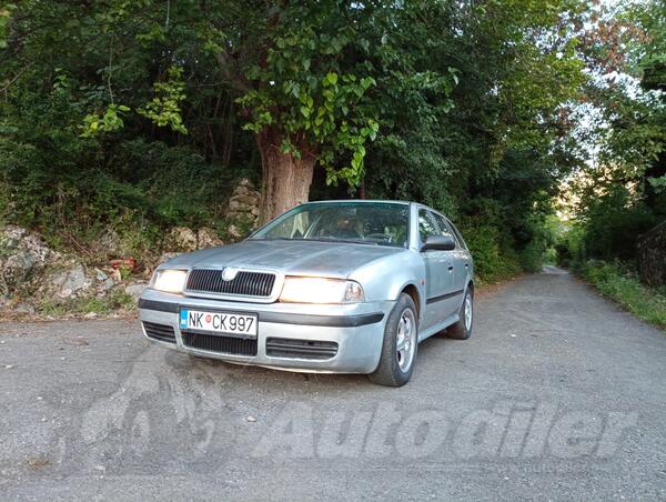 Škoda - Octavia - 1.6 8v