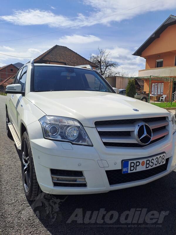 Mercedes Benz - GLK 220 - 4 MATIK