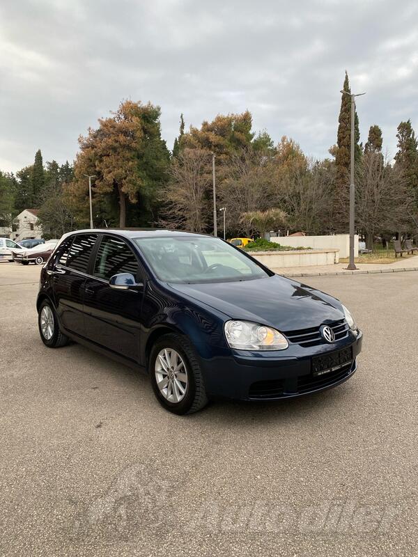 Volkswagen - Golf 5 - 2.0TDI 8V SPORTLINE