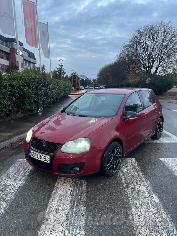 Volkswagen Golf 5 2.0 tdi Cijena 4300 € Crna Gora Podgorica