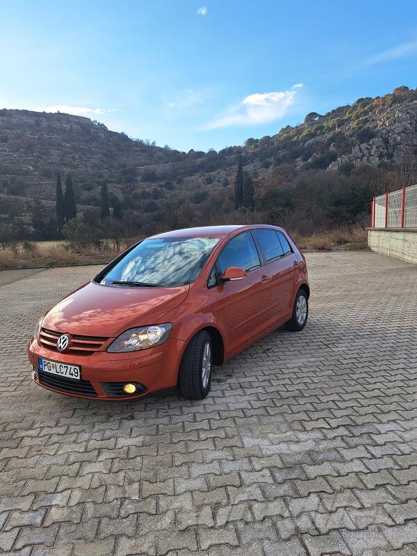 Volkswagen - Golf 5 - plus
