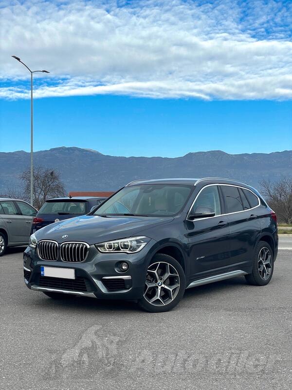 BMW - X1 - X LINE