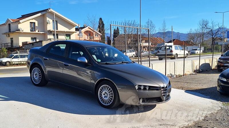 Alfa Romeo - 159 - 210KS