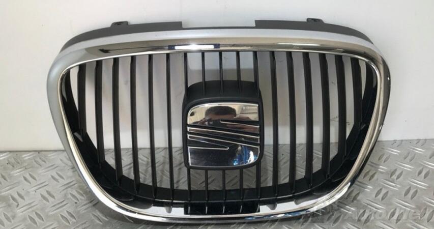 Grille for Leon - year 2005-2009