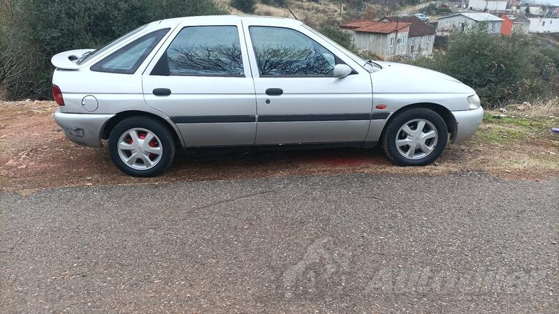 Ford - Escort - 1.8