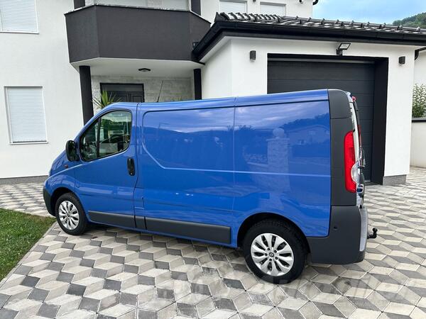 Opel - Vivaro