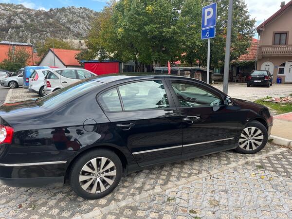 Volkswagen - Passat - 1.9