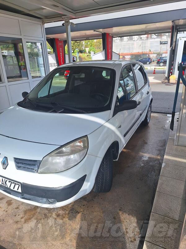 Renault - Grand Scenic - 1.9