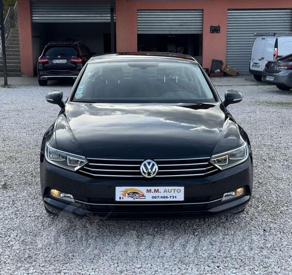 Volkswagen - Passat - 1.6 TDI AUTOMATIK