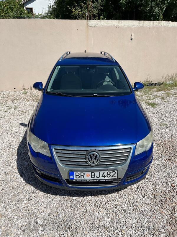 Volkswagen - Passat - 2.0