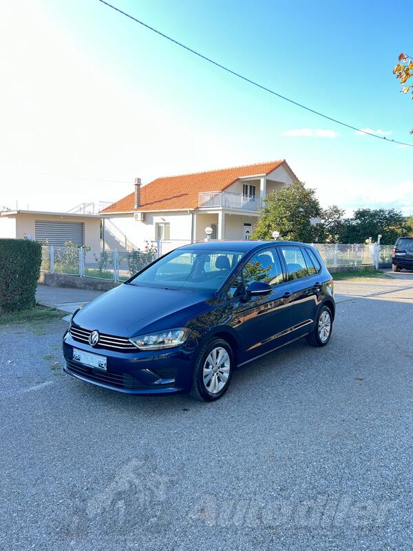 Volkswagen - Golf Sportsvan - 1.6 TDI BLUEMOTIN