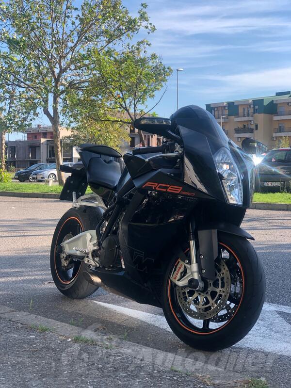 KTM - KTM 1190 RC8