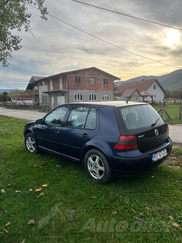 Volkswagen - Golf 4 - 1.9