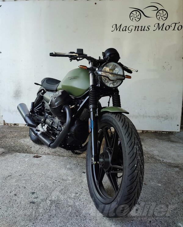 Moto Guzzi - V7 STONE